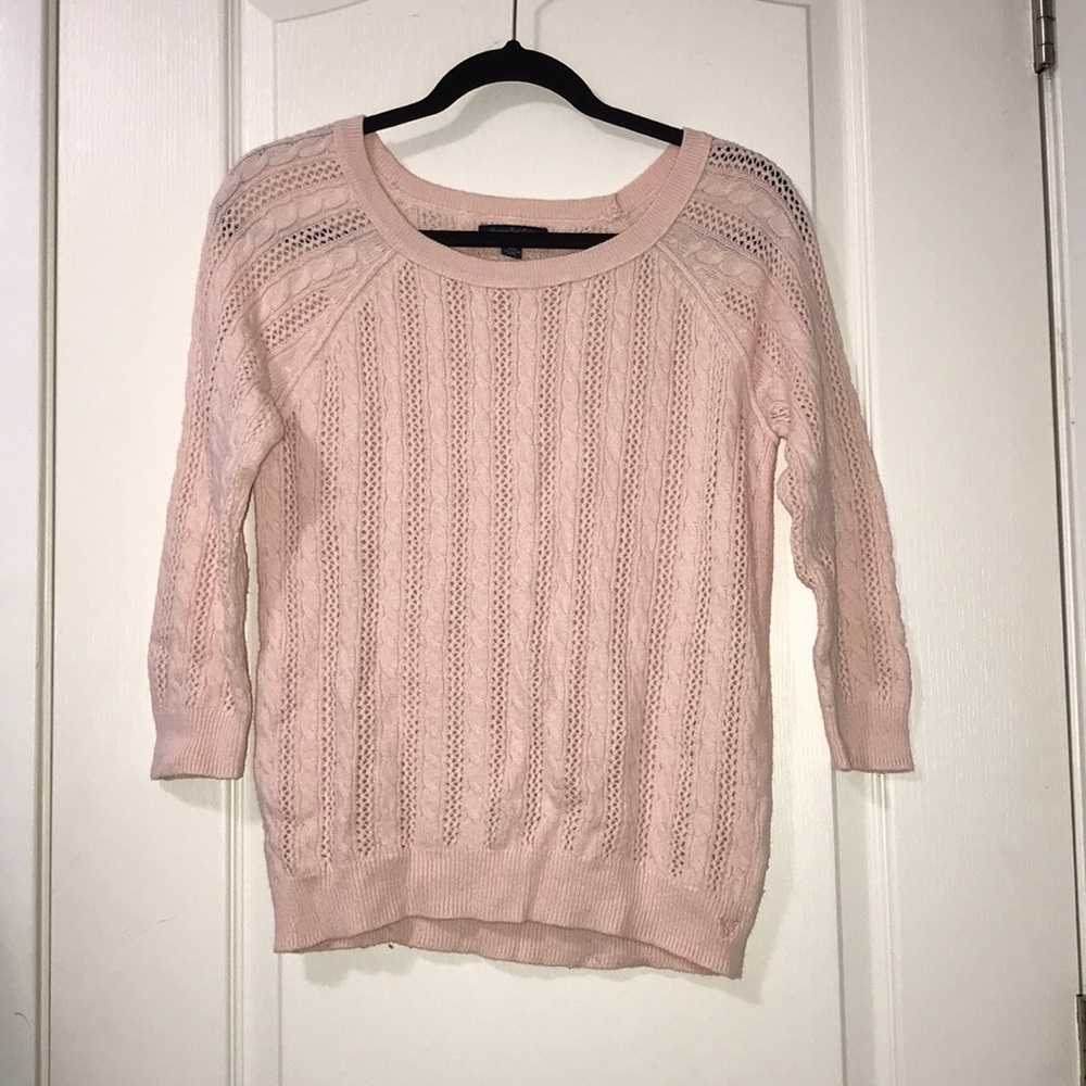 Light weight sweater